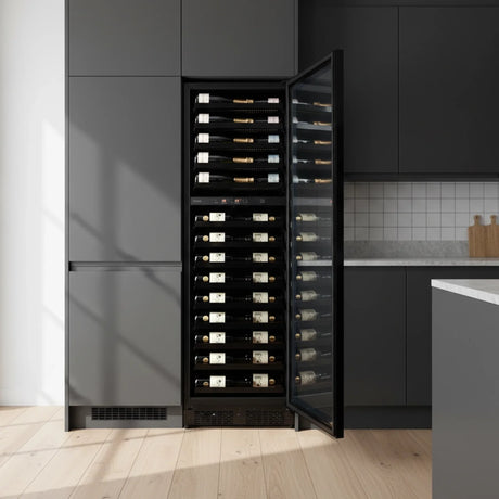 Pevino Imperial PBI100D-HHB-1 ingebouwd in een keukenwand, deur open