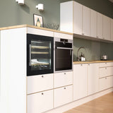 Temptech Oslo OZ60DB-24 inbouw wijnkoelkast, in een keuken